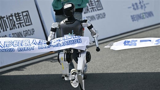 Roboter laufen Halbmarathon in Peking
