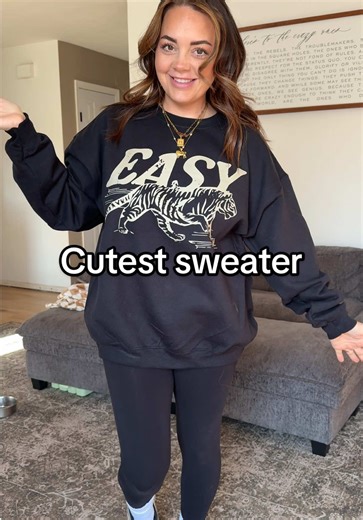 The Must-Have Oversized Sweater for Moms-to-Be