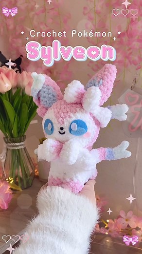 𐙚 jenny┊crochet plushies & patterns ₊˚⊹ on Instagram: "༘⋆✿ What’s your fave Eeveelution? 🎀✨ Happy Friday my lovely friends! 💞 Here’s a little look into the process of making my Sylveon plush! This baby is definitely not a quick crochet project, but the end result is totally worth the time and effort! ✨ Thank you to everyone who supported me with this pattern release! Up next is Eevee’s pattern release which is tentatively set for April 22nd! 🗓️ 🏷️ #sylveon #eeveelution #pokemoncrochet #croc