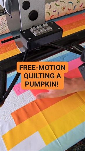 Pumpkin season meets quilting season! 🧡 In this sneak peek from my brand new free class, Strip by Strip, I’m showing you exactly how to free-motion quilt this cute pumpkin — all hand-guided, no rulers! Want to join the fun? Comment PUMPKIN below, and I’ll send you the info! 🎃 | Piece N Quilt