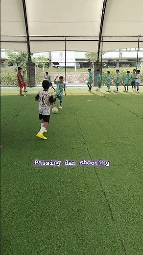 training football pasing segitiga dan shooting siswa paster junior cianjur#ssbpasterjuniorcianjur