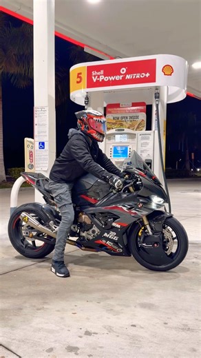 BMW S1000RR Startup Sound! 🔥🔊