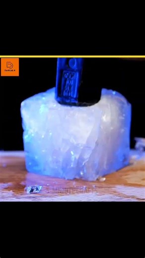 This Science Trick Will Blow Your Mind in 30 Seconds #science #experiment #shorts