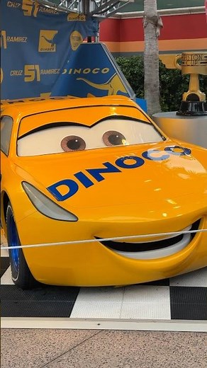 Cars Hollywood Studios Lightning McQueen's Racing Academy