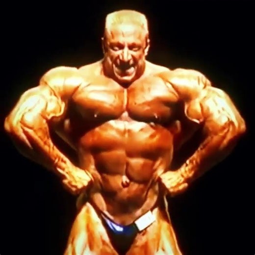 Markus Rühl: The German Mass Monster Posing Routine 🔥