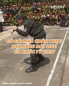 998K views · 28K reactions | Cô gái mặc quân phục đội nắng hát live ca khúc tỷ view “tiếp ” cùng các chiến sĩ trong buổi luyện tập diễu binh #Y1M25 #YeaH1 #Showbiz #xuhuong | Yeah1 Music | Facebook