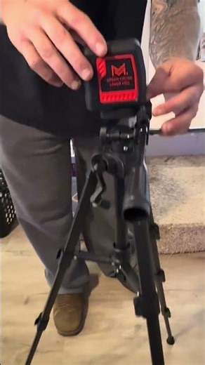 100ft Green Cross Laser Level with Tripod