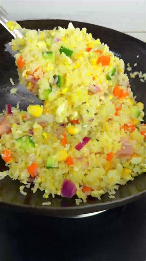 Most People Use 2 Eggs. He Uses SIX. 🍳🍳🍳