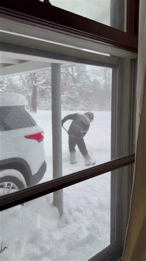 Snowed In: Our First Ice Storm & a Cozy Winter at Home #OurLifeLately#FirstIceStorm#SnowDayMemories