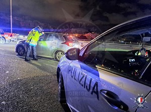 Police arrest 19-year-old driving without valid documents - The Malta Independent
