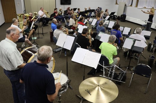 Vestal Community Band to perform free holiday concert