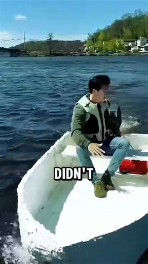 Now you know where the word "flex" come from. #fypシviralシ2025 #viralpost2025 #viralreelschallenge #fypreels #fypageシ #trendingreelsvideo #highlighteveryone | Mix Tape Insight