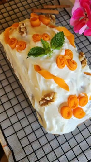 Carrot walnuts cake that tastes like a bakery creation🥕