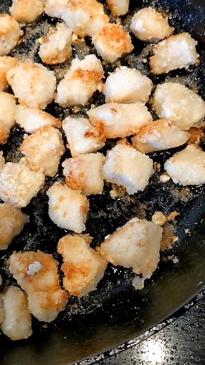 Click here for the full recipe: https://www.blessthismessplease.com/easy-sesame-chicken/ | Bless This Mess