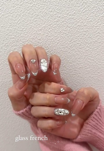 ガラスフレンチ💗 #ネイル #ネイルデザイン #ガラスフレンチ #フレンチネイル #ワンホンネイル #綺麗めネイル #ちゅるんネイル #ピンクネイル #ブライダルネイル #大人ネイル #キラキラネイル #ガーリーネイル #埋め尽くしネイル #ビジューネイル #ロングネイル #美爪