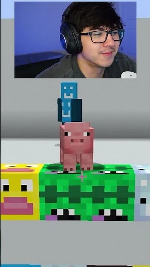 this one is SUPER CRAZY...😂😂😂Minecraft Color Match vs GIRLFRIEND #minecraft #shorts #minecraftshorts
