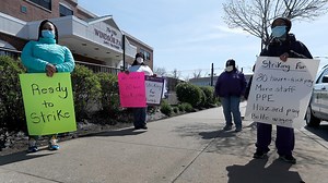 Striking Ingredion workers in Iowa approve new contract