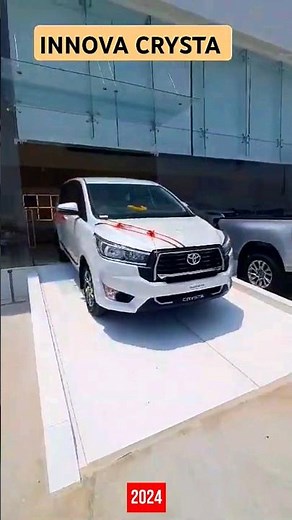 Toyota Innova crysta Gx plus ( base model )2024 21.29 lakh ex showroom price #toyota #innova #crysta