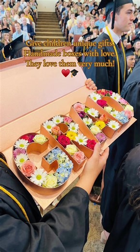 GRAD box🎓♥️ The most creative graduation gifts! #gifbox #graduation #graduationgiftideas #graduate #box