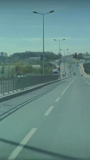 15K views · 67 reactions | O iki bisikletli belki senin kardeşin, belki oğlun, belki eşin olabilirdi. Kırmızı ışıkta durmak bazen bir hayat kurtarır. #BikePedia | Bike Pedia | Facebook