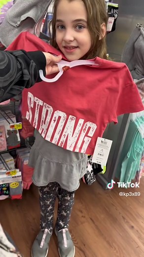 Concerns About Kids Wearing Crop Tops: A Parent's Perspective