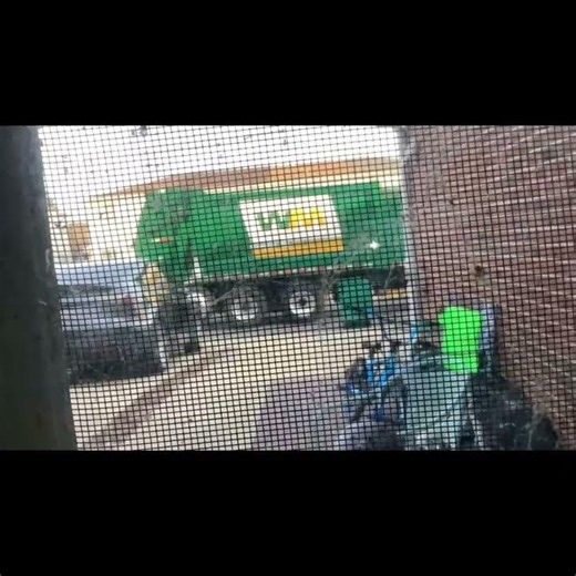 Waste Management heil python 110174 on trash + A broken rehrig (replaced )