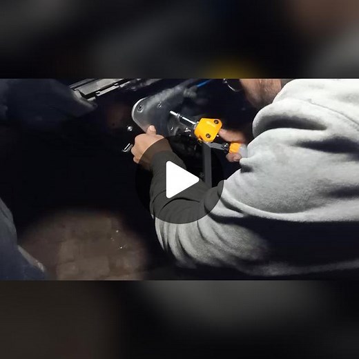 #car #carsofpakistan #automotive #teamsr #carsoftiktok #pakistancarplanet #pakistancarclub #autosource #bestautoworkshop #mercedes #