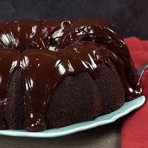 Granny's Chocolate Brownie Cake RECIPE: http://iambaker.net/chocolate-brownie-cake/ SOURCE: I am Baker | Recipes