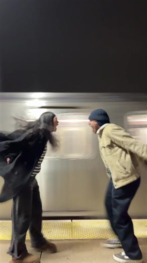 Exploring Gracie Abrams' Lyrics and Performances