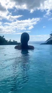 Josephine Jobert sparks fan reaction with gorgeous beachside photos