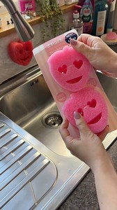 💖✨ Pink sink clean ✨💖 I found the strawberry sponge and pink microfibre pad in B&M Stores 😍💖 products used: pink stuff cream cleaner and Mrs Hinch enchanted wildflower multipurpose spray 💖 …. #asmr #asmrcommunity #asmsounds #asmrrelax #clean #cleaning #deepclean #cleaningaccount #viral #cleantok #reset #motivation #cleaningmotivation #satisfying #satisfyingvideos #reels #reelsinstagram #reelsofinstagram #explore #exploremore #explorepage #discover #fyp #foryoupage #foryou | Home and Tidy