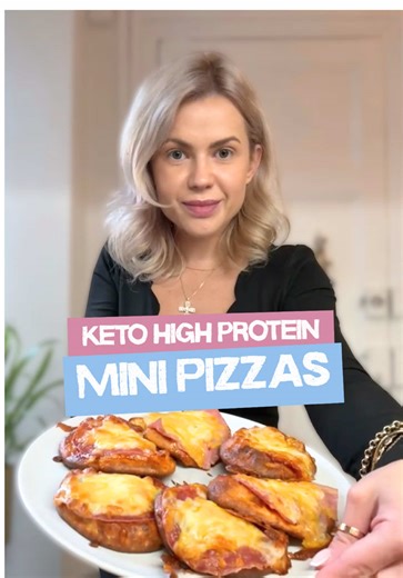 Keto High Protein Mini Pizzas 🍕🧀 Low Carb, Cheesy & Meal-Prep Friendly ‌ 📍 Save this keto high protein recipe — easy, filling & blood sugar friendly! ‌ Cheesy, comforting, and seriously satisfying 🍕✨ These keto high protein mini pizzas are a simple low carb meal that works perfectly for weight loss, glucose control, and better sleep. This recipe makes 6 mini pizzas, great for meal prep or a quick lunch. ‌ You’ll need: 🧀 200g / 7oz ricotta or cottage cheese 🍳 2 eggs 🌰 2 tablespoons almond 