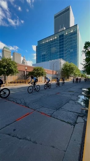 Downtown Tulsa is BUZZING tonight! 🎉 Tulsa Tough is rolling through with high-energyraces Tulsa Drillers are playing at ONEOK Field Wicked is defying gravity on the stage at the PAC With so much happening downtown, give yourself extra time to get to your event. Check the street closure maps to find the best route and parking. https://maps.cityoftulsa.org/trafficflow/ | City of Tulsa Gov