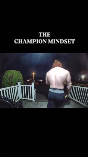 Olayo⚓️ on Instagram: "“A freaking box” Code: OLAYO10 for anything @hosstilesupps 🫡 #hosstile #bodybuilding #reels #zyzzlegacy #post"