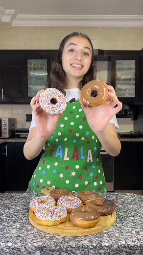 طريقة عمل دونات سهلة ولذيذة مع الشيف رنيم الزبيدي