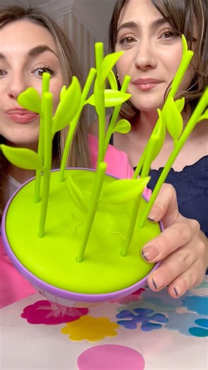 The perfect petals start with a stack! 🤩