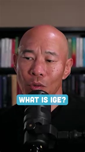 Does a high IgE level mean you have Mast Cell Activation Syndrome? Not necessarily. IgE is a specific antibody from your Th2 immune system, primarily elevated due to: ➡️ Allergies (food, environmental) ➡️Parasitic infections While IgE can activate mast cells, the elevation itself is a clue to investigate these more common underlying issues first, not to assume MCAS. 👉 Once you identify the trigger, learn how to calm the overactive Th2 immune response. 📩 Download my free guide here: https://fb.