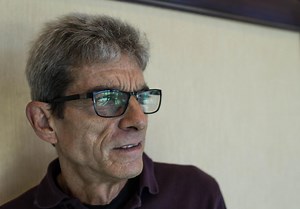 This Neuroscientist Wants to Know Why People Who See UFOs Feel So Good