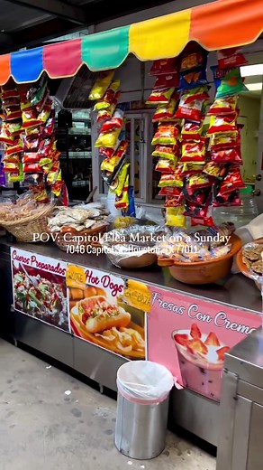 Weekend flea market strolls are the best 🥰 Pro-tip: Capitol Flea Market is only open on the weekends from 7am-9pm (🎥: @Antojoshouston) #houston #htx #thingstodoinhouston