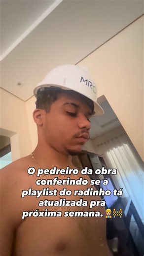 Douglas Rodrigues on Instagram: "É tanta música que sai kms de obra.kkk🤣 Já garantiu o seu pen drive ?🎶🎵"