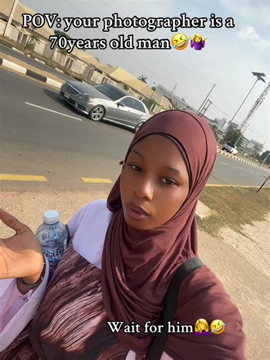 Humorous Moments with a 70-Year-Old Photographer