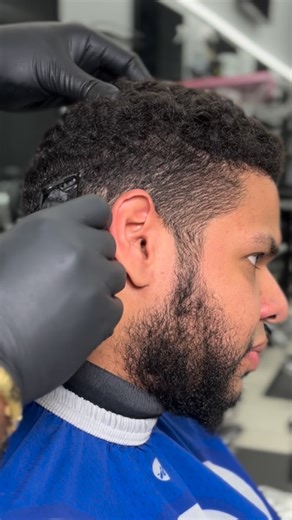 How to do Perfect Skin Fade Tutorial💯🔥💯 📍2342 Barnum Ave, Stratford, CT 06615 Follow @luisbarber25 @lrbarbershopct Booking➡️luisbarber2525.booksy.com #reels #instagram #Explore #luisbarber25 #barber #barbershop #barbering #photography #barbernearme #style #barbershopconnect #fade #burstfade #hairstylist #lrbarbershopct | Luisbarber25