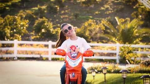 Best Choice Products 6V Kids Electric Battery Powered Ride On Motorcycle w/ Training Wheels, Lights, Music - Black