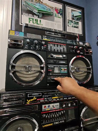 Replying to @jenniferbillado Her you go.. #ghettoblaster #boombox #80s #collection #fyppppppppppppppppppppppp