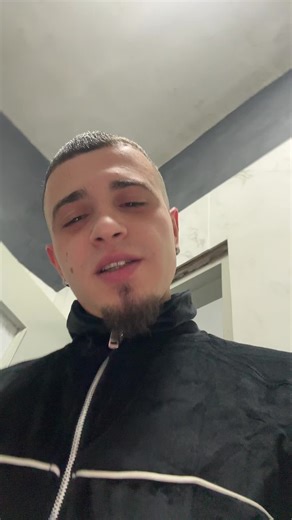 Video di Stefano o nervus (@stefanoonervus) con Comm a te niscune - Jhosef