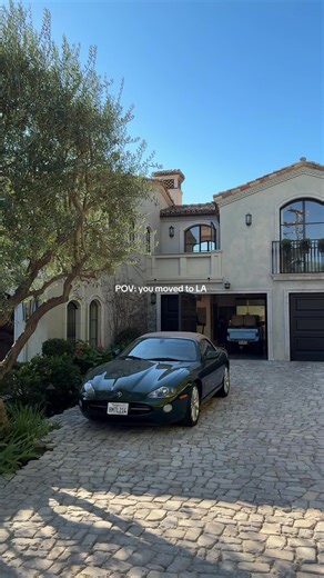 Considering Living in Los Angeles? Here's What to Know