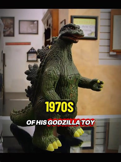 A man is asking 2,500 dollars for a Godzilla toy from the 1970s. #pawnstars #godzilla #antique #collection #collector