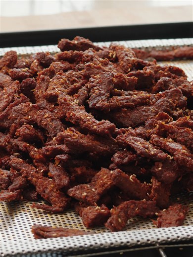 Bí quyết làm bò khô que ăn Tết cực ngon