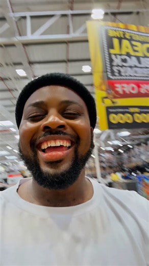 eyomzi on Instagram: "MAKRO’S BLACK FRIDAY DEALS ARE BACK🥳🔥 And one thing I am going to tell you is that , once again this year Makro did not disappoint. Come with me as we shop and not break our bank balances😊 Click on the link in my bio to also shop like a boss. #MakroBlackFriday #Ad @makro_sa."