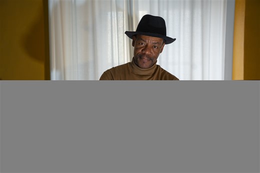 Hoji Fortuna, entre o silêncio, o amor e a recusa de ser reduzido